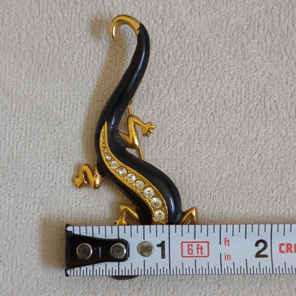 Vintage Lizard Pin Brooch Salamander